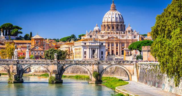 ROMA PILSĒTA KURU SAUC PAR MŪŽĪGU UN TAS NAV VELTI!